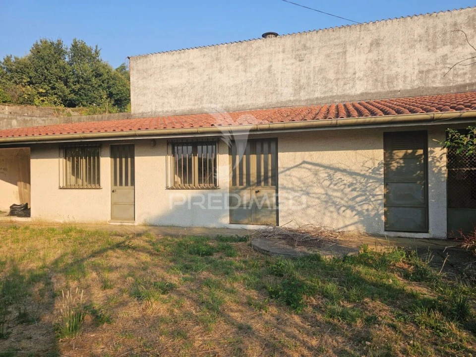 Moradia T5 para Venda em Santo Tirso, Couto (Santa Cristina e São Miguel) e Burgães Foto 3