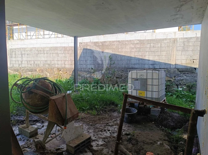 Moradia T3 para Venda em Areias, Sequeirô, Lama e Palmeira Foto 15