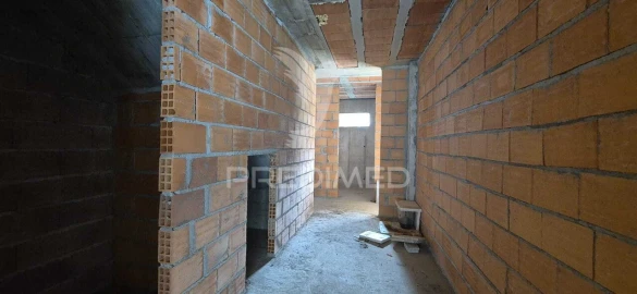 Moradia T3 para Venda em Nogueira, Fraião e Lamaçães