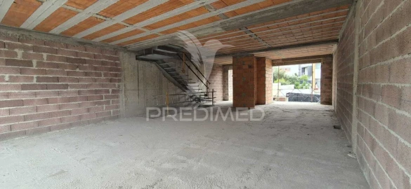 Moradia T3 para Venda em Nogueira, Fraião e Lamaçães