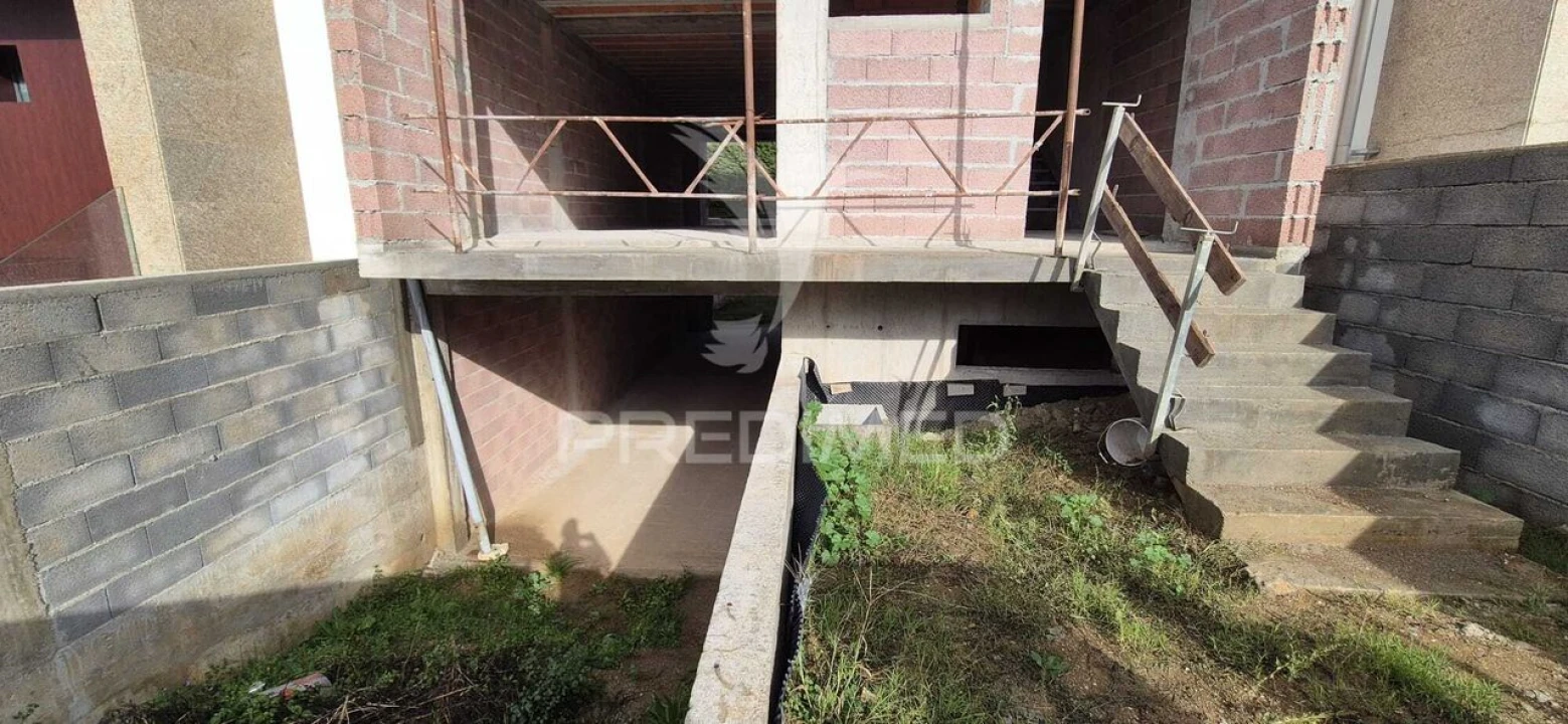 Moradia T3 para Venda em Nogueira, Fraião e Lamaçães Foto 3