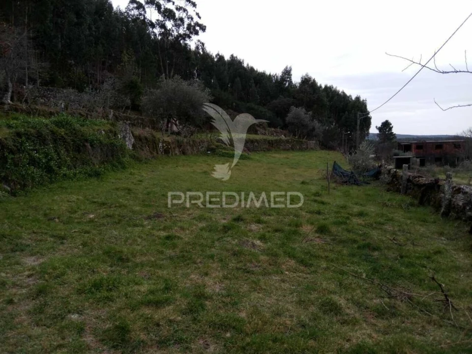 Moradia T4 para Venda em São João do Monte e Mosteirinho Foto 19