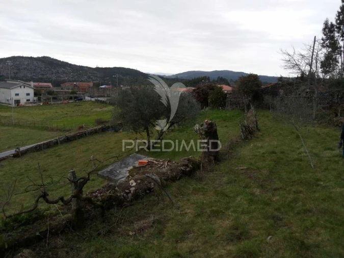 Moradia T4 para Venda em São João do Monte e Mosteirinho Foto 20