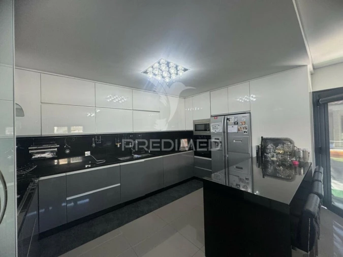 Moradia T3 para Venda em Sande Vila Nova e Sande São Clemente Foto 8