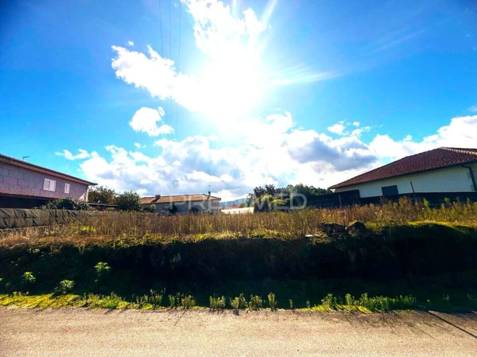 Terreno para Venda em Fonte Arcada e Oliveira Foto 3