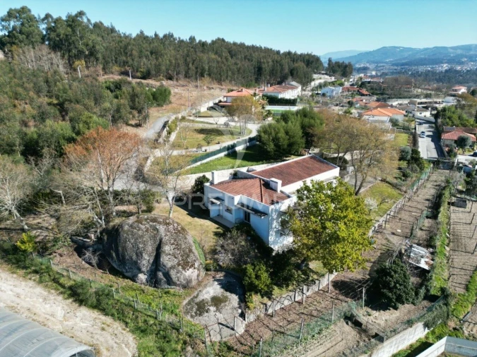 Moradia T4 para Venda em Sande Vila Nova e Sande São Clemente