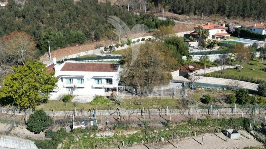 Moradia T4 para Venda em Sande Vila Nova e Sande São Clemente