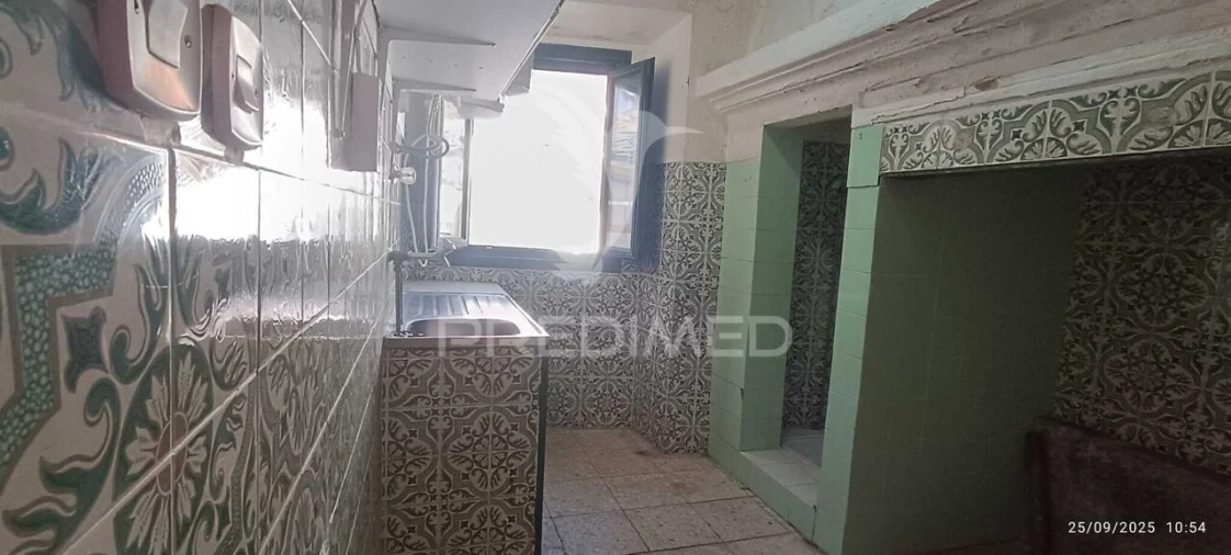 Moradia T1 para Venda em Espírito Santo, Nossa Senhora da Graça e São Simão Foto 6