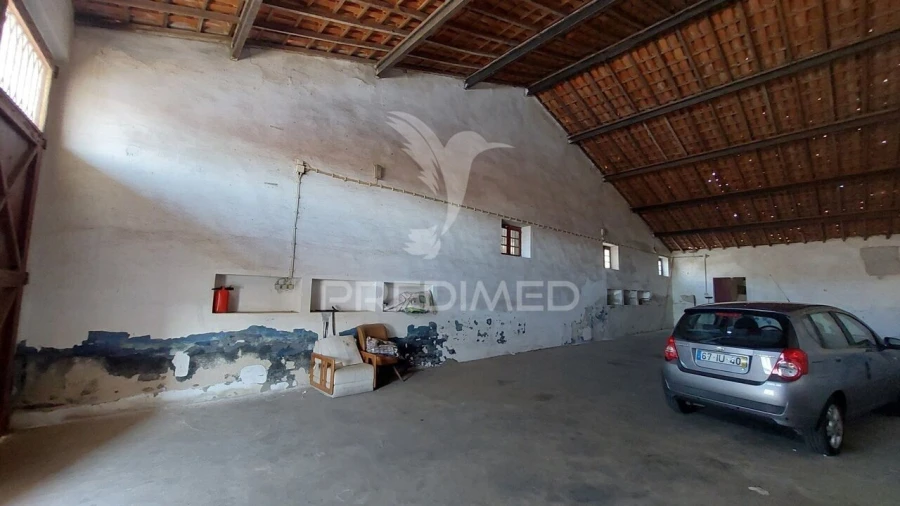 Armazém para Venda em Santa Vitória e Mombeja Foto 6