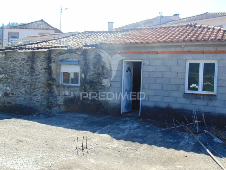 Moradia T6 para Venda em Louredo e Fornelos Foto 3
