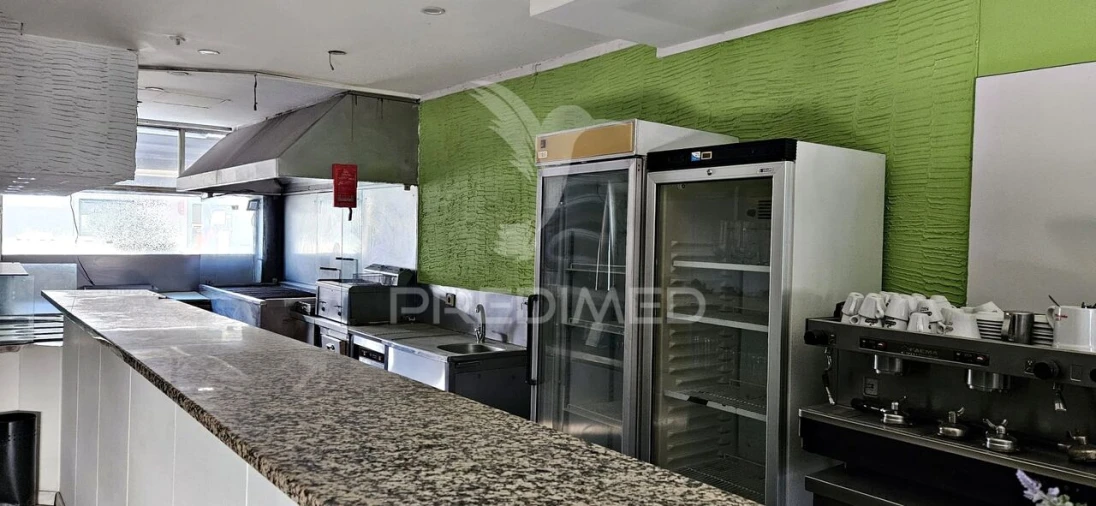 Loja para Venda em Custóias, Leça do Balio e Guifões Foto 5