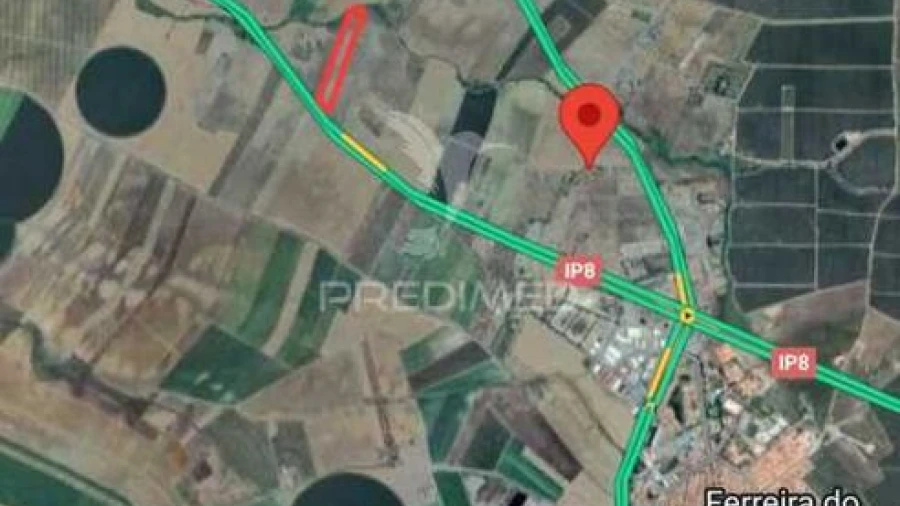 Terreno para Venda em Ferreira do Alentejo e Canhestros