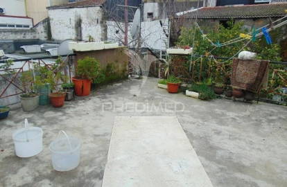 Prédio para Venda em Nossa Senhora da Conceição, São Pedro e São Dinis