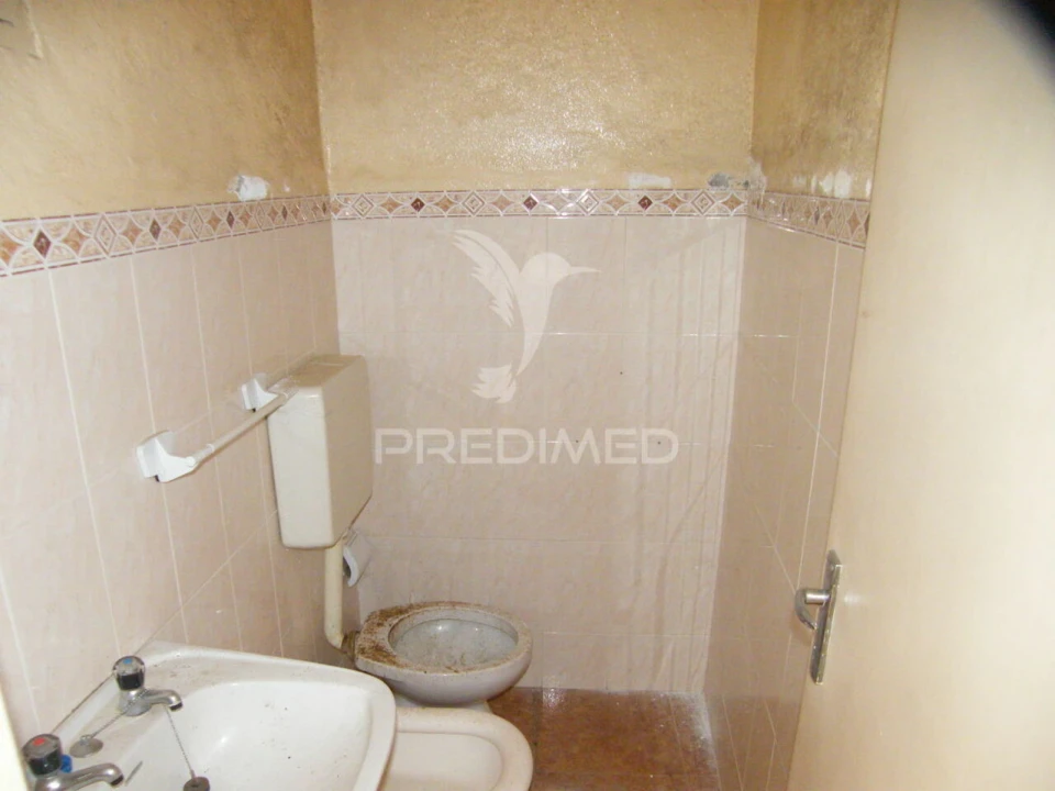 Moradia T2 para Venda em Espírito Santo, Nossa Senhora da Graça e São Simão Foto 4