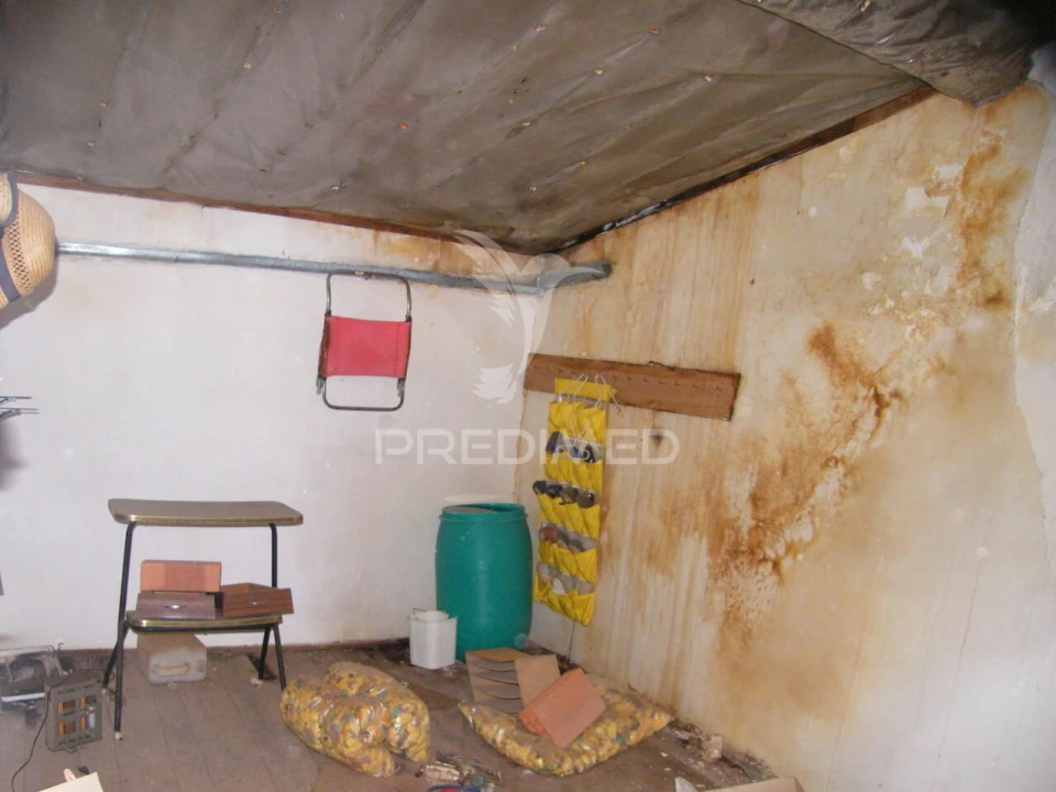 Moradia T2 para Venda em Espírito Santo, Nossa Senhora da Graça e São Simão Foto 10