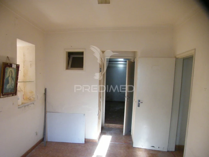 Moradia T2 para Venda em Espírito Santo, Nossa Senhora da Graça e São Simão Foto 3