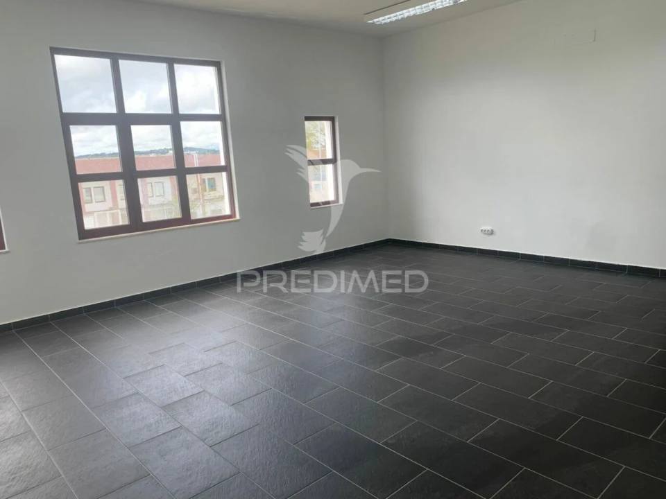 Escritório para Arrendamento em Malagueira e Horta das Figueiras Foto 3