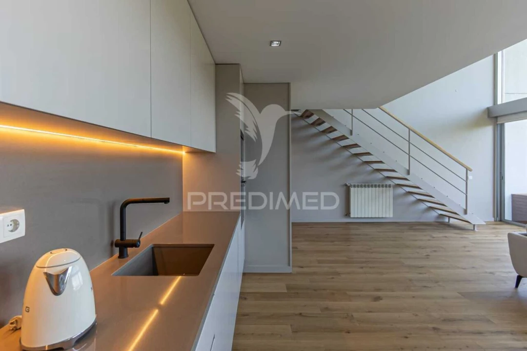 Apartamento T0 para Venda em Mafamude e Vilar do Paraíso Foto 35