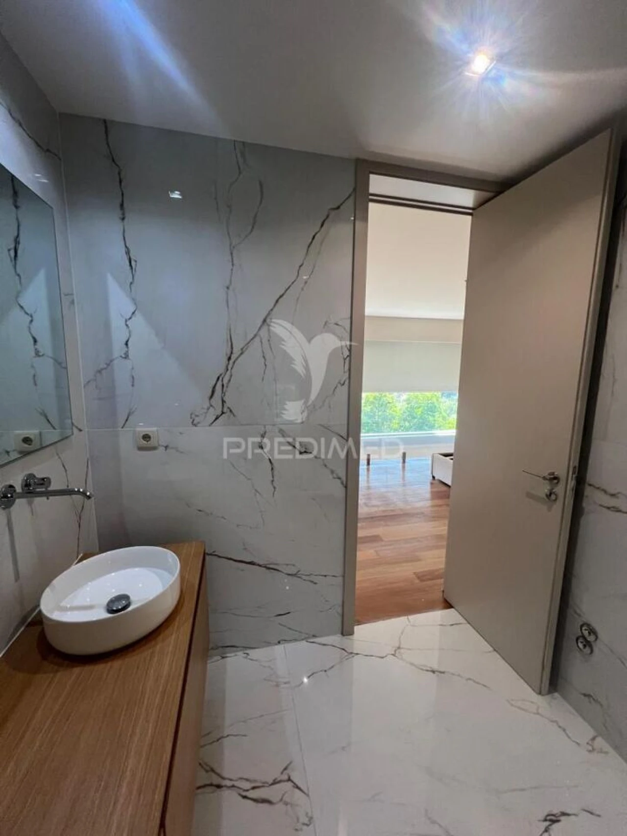 Apartamento T0 para Venda em Mafamude e Vilar do Paraíso Foto 9