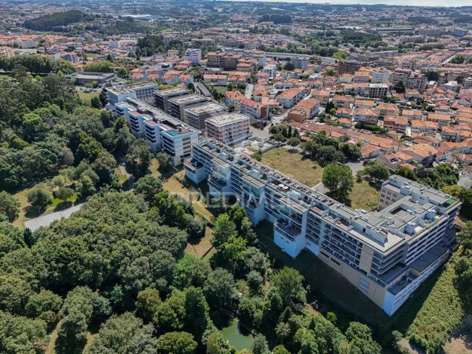 Apartamento T0 para Venda em Mafamude e Vilar do Paraíso Foto 28