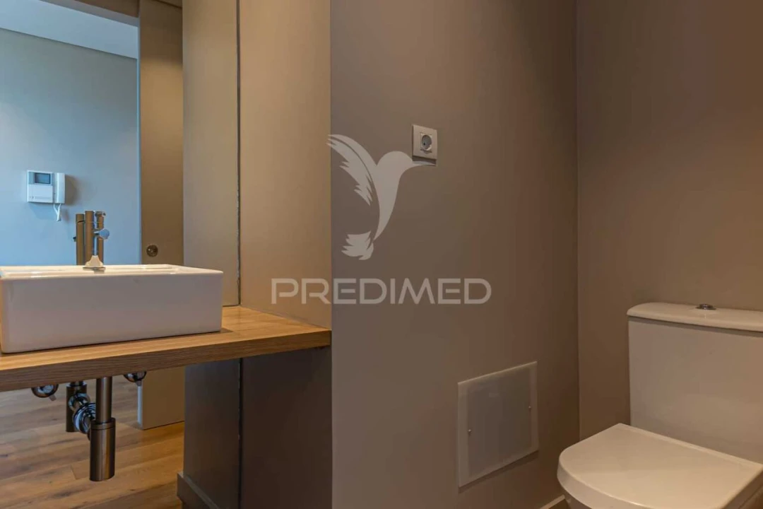 Apartamento T0 para Venda em Mafamude e Vilar do Paraíso Foto 21