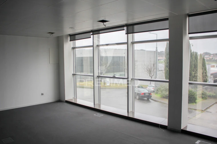 Escritório para Arrendamento em Celeirós, Aveleda e Vimieiro Foto 9