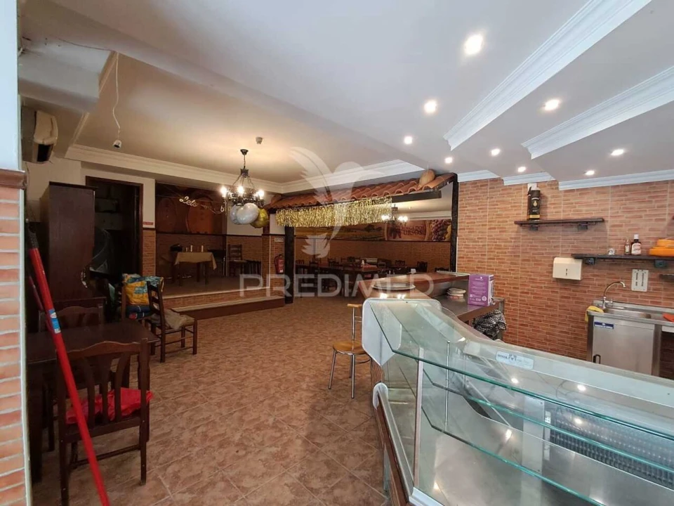 Loja para Venda em Laranjeiro e Feijó Foto 14