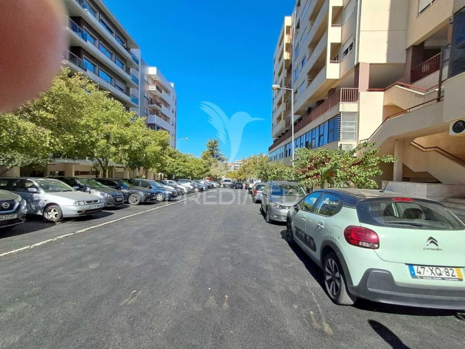 Loja para Venda em Laranjeiro e Feijó Foto 28