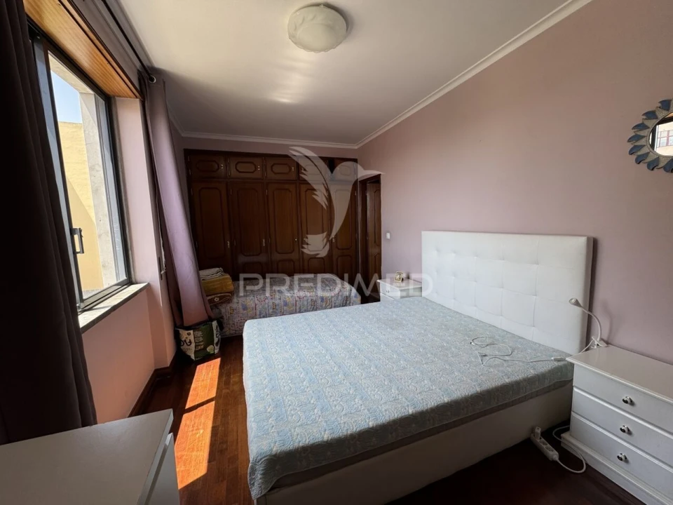 Apartamento T3 para Venda em Ramada e Caneças Foto 10