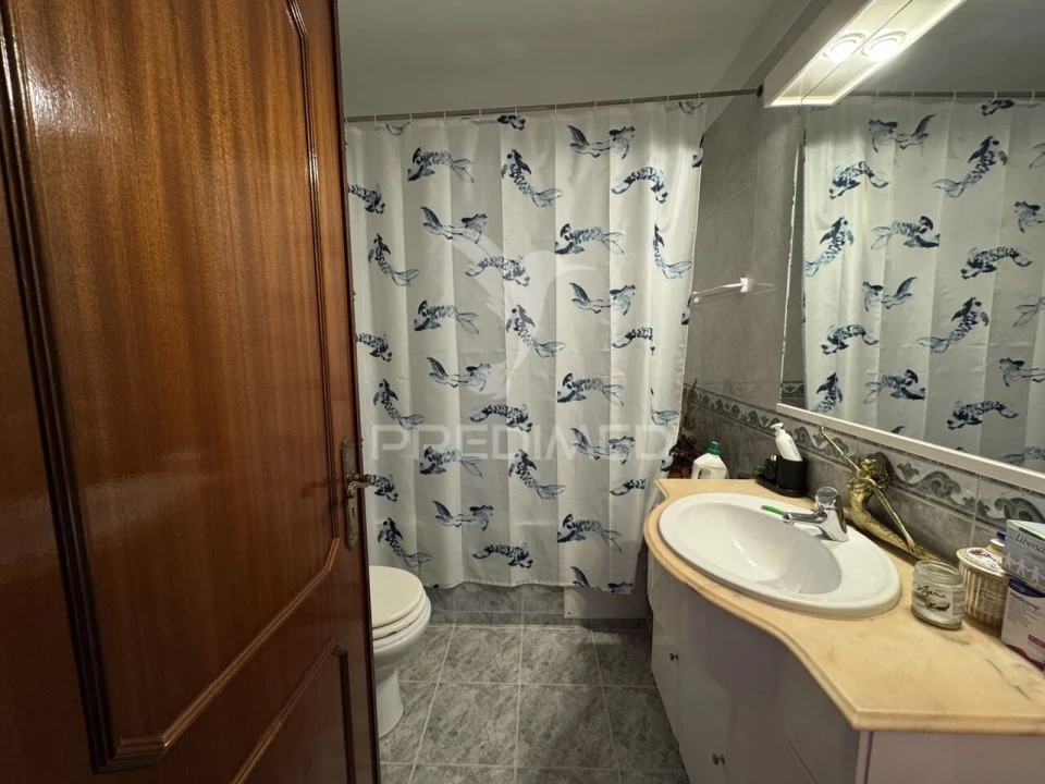 Apartamento T3 para Venda em Ramada e Caneças Foto 19