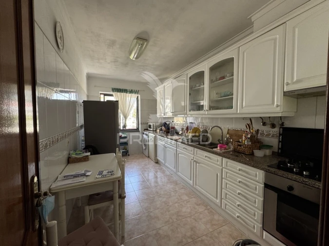 Apartamento T3 para Venda em Ramada e Caneças Foto 3