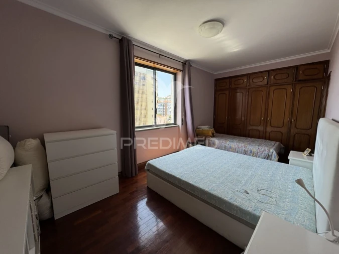 Apartamento T3 para Venda em Ramada e Caneças Foto 9