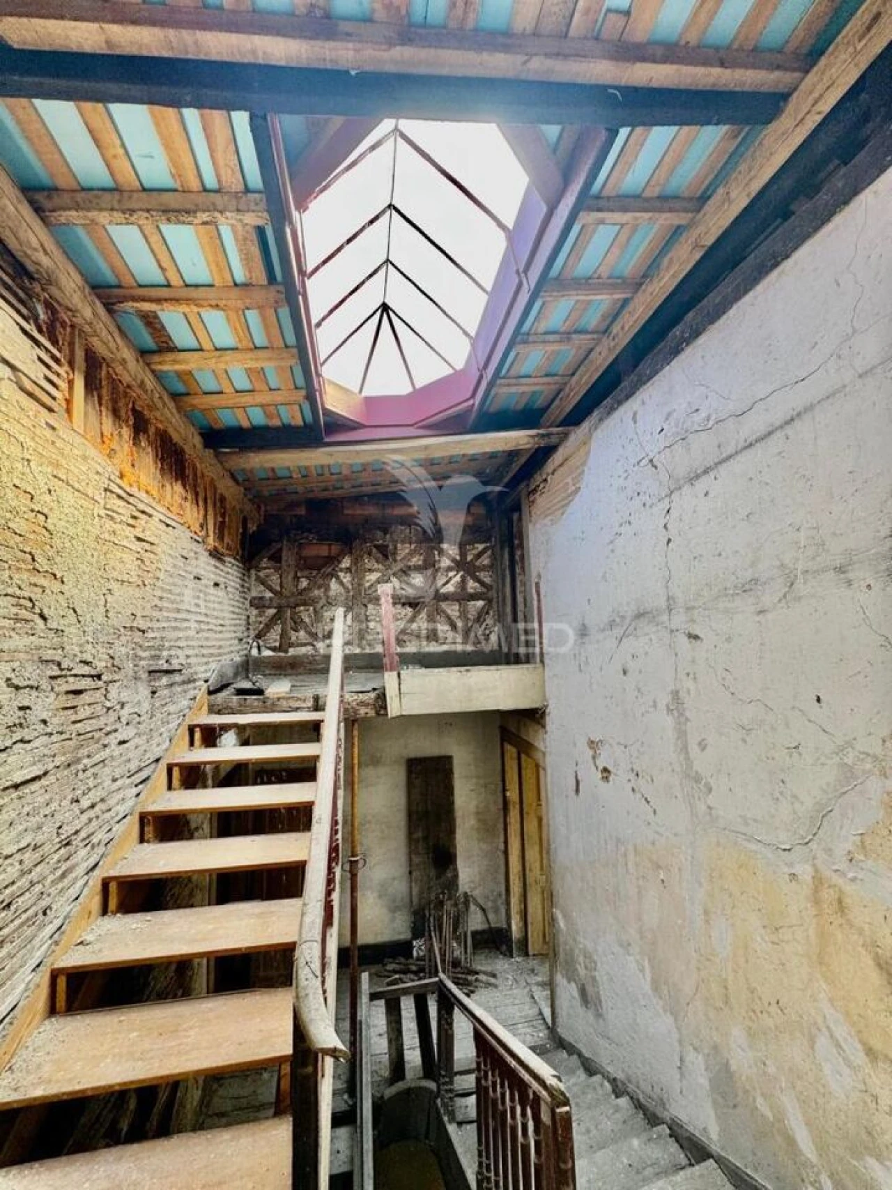 Prédio para Venda em Oliveira, São Paio e São Sebastião Foto 13