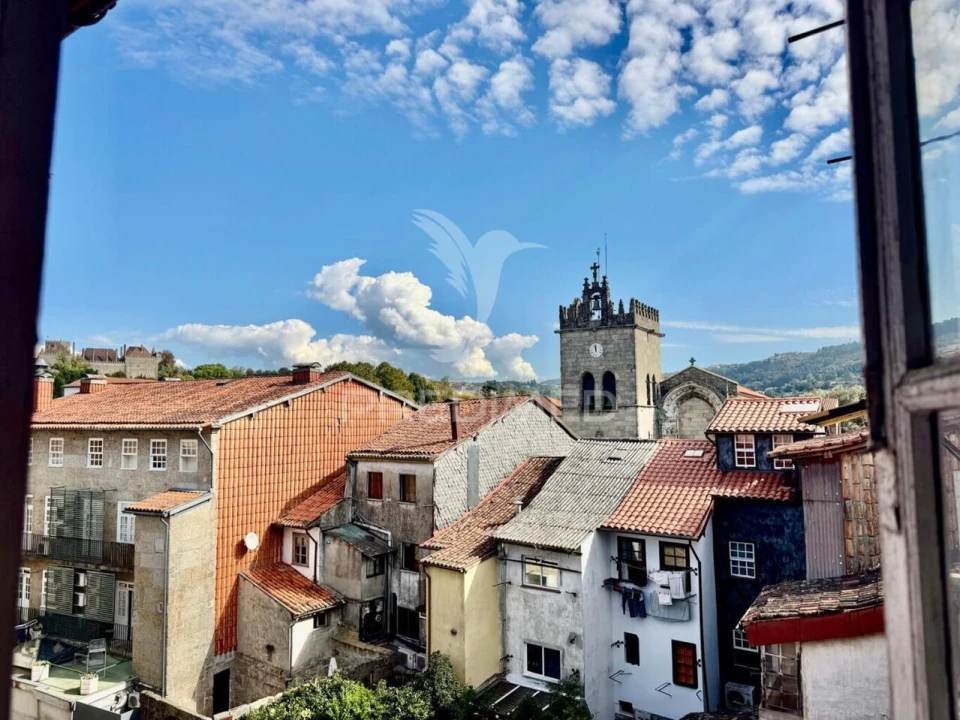 Prédio para Venda em Oliveira, São Paio e São Sebastião Foto 19