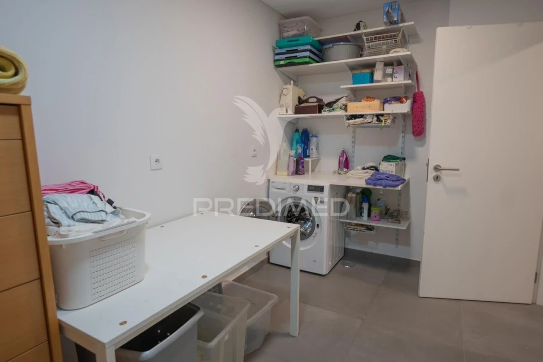 Moradia T4 para Venda em Ramada e Caneças Foto 35