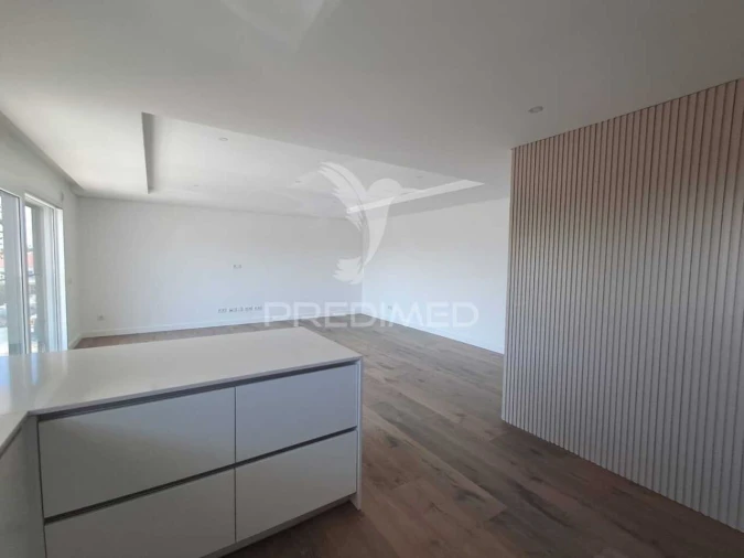 Apartamento T3 para Venda em Laranjeiro e Feijó Foto 2
