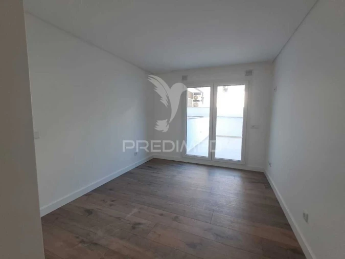 Apartamento T3 para Venda em Laranjeiro e Feijó Foto 10