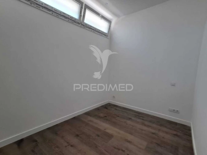 Apartamento T3 para Venda em Laranjeiro e Feijó Foto 14