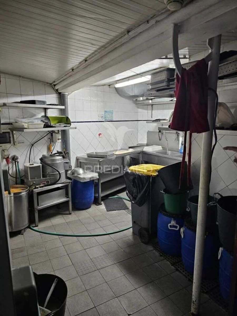 Loja para Venda em Faro (Sé e São Pedro) Foto 24