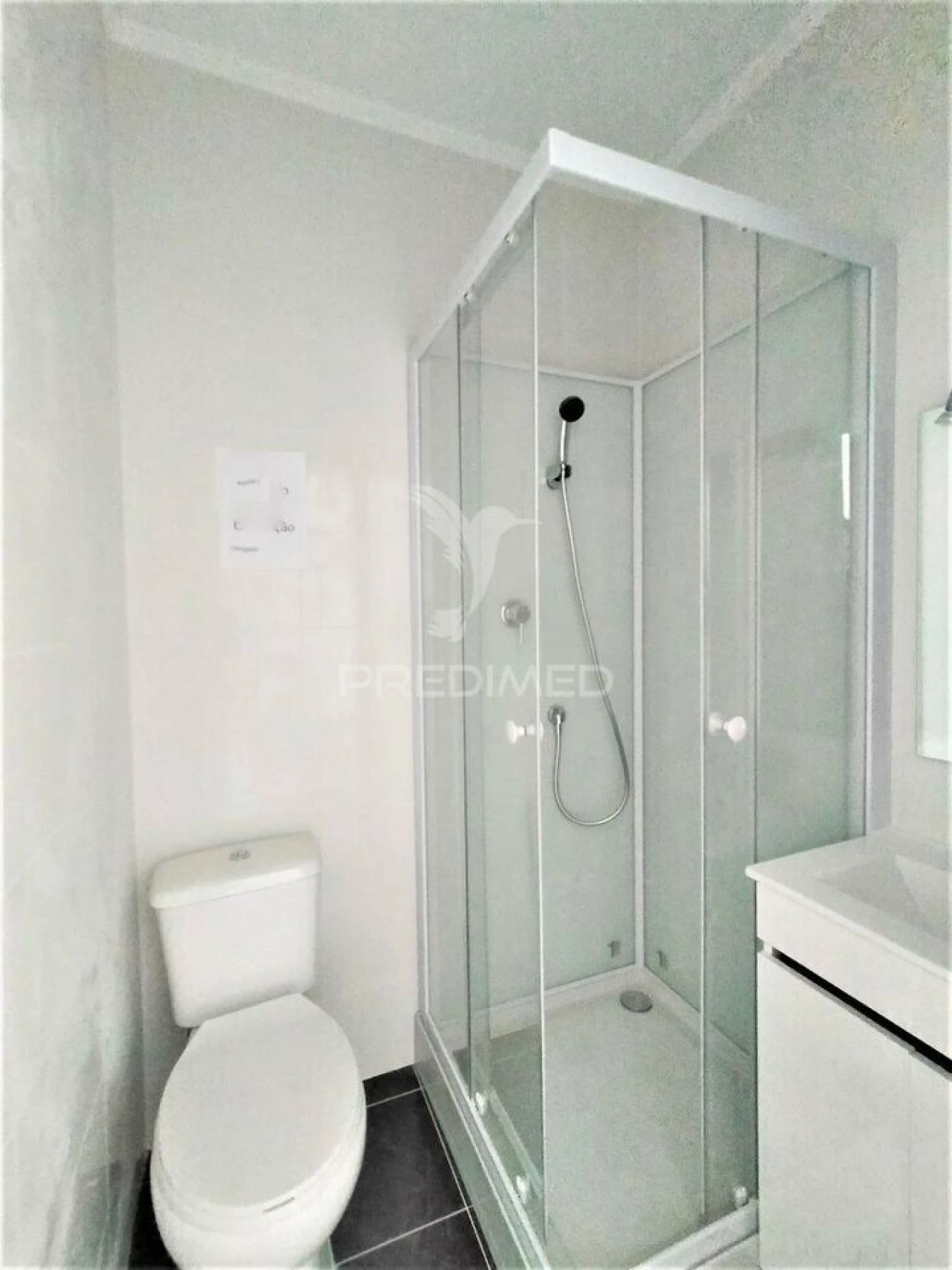 Apartamento T3 para Venda em Agualva e Mira-Sintra Foto 21