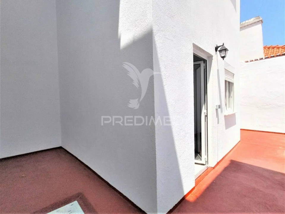 Apartamento T3 para Venda em Agualva e Mira-Sintra Foto 5