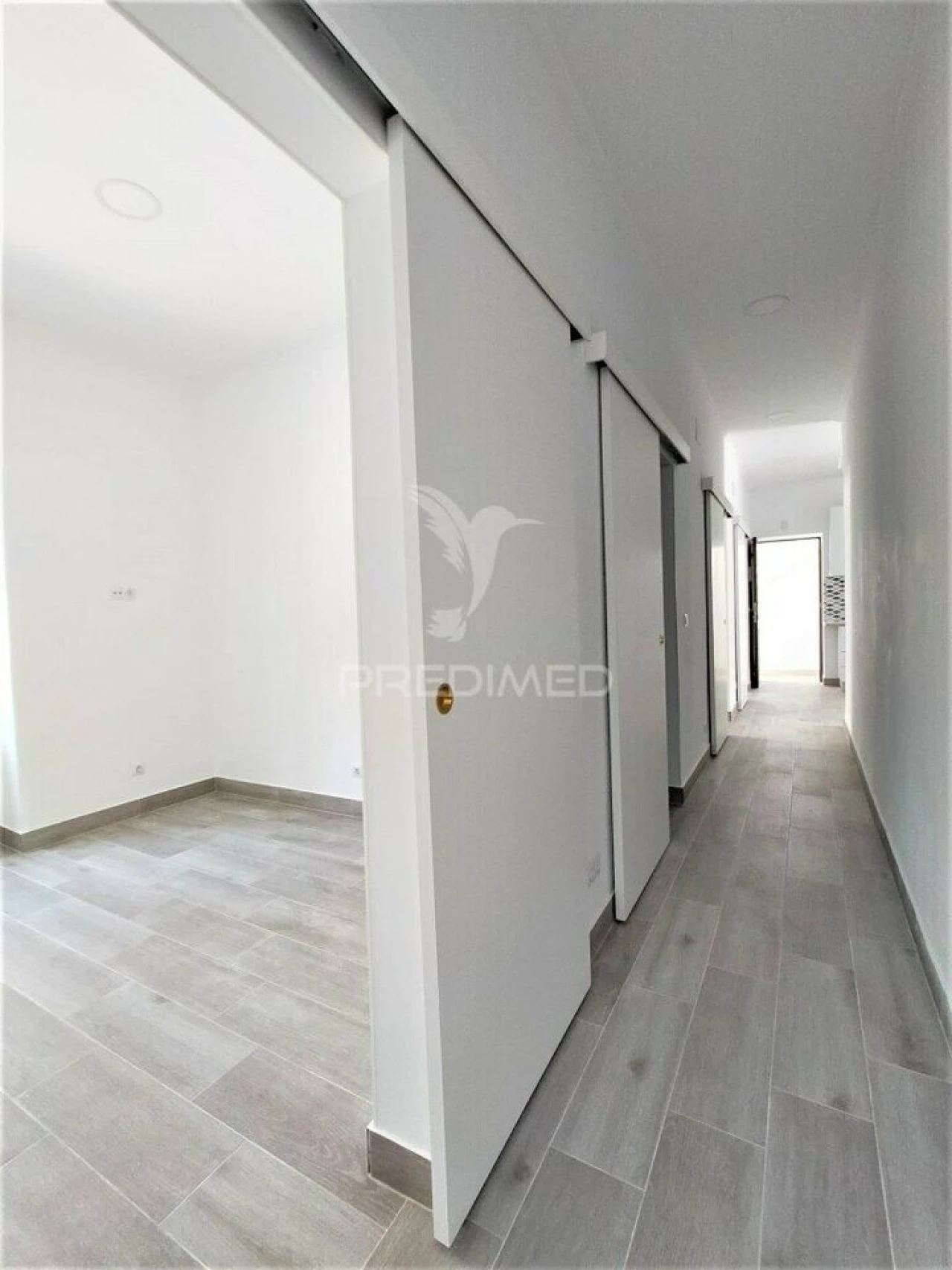 Apartamento T3 para Venda em Agualva e Mira-Sintra Foto 16