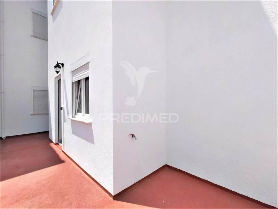 Apartamento T3 para Venda em Agualva e Mira-Sintra Foto 6