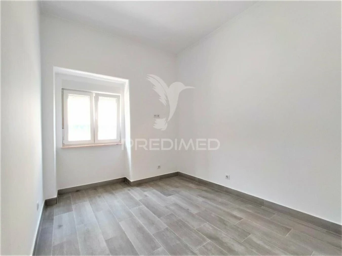 Apartamento T3 para Venda em Agualva e Mira-Sintra Foto 11