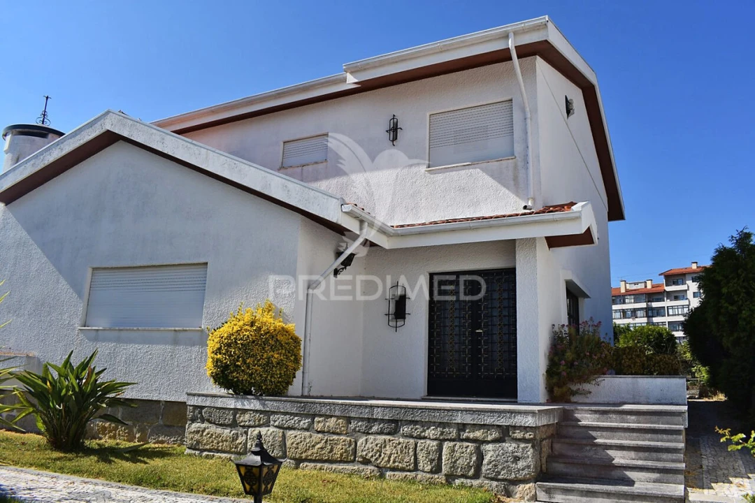 Moradia T5 para Venda em Mafamude e Vilar do Paraíso Foto 5