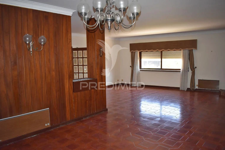 Moradia T5 para Venda em Mafamude e Vilar do Paraíso Foto 23