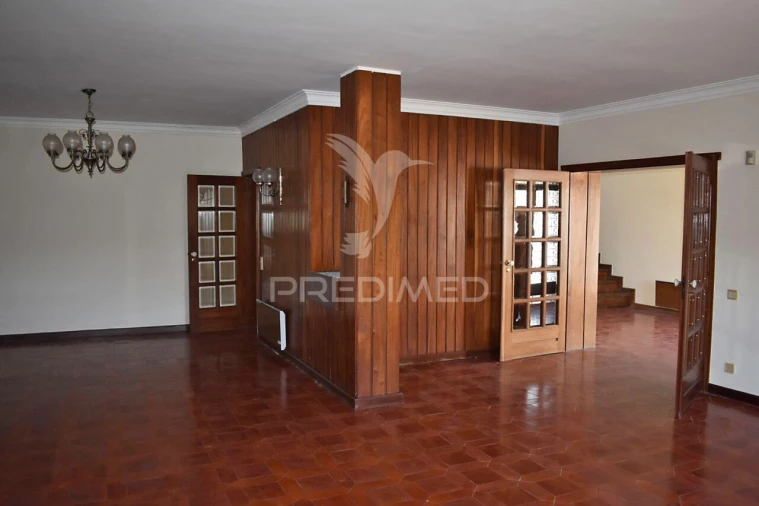 Moradia T5 para Venda em Mafamude e Vilar do Paraíso Foto 17