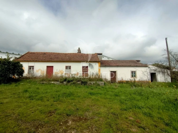 Moradia T2 para Venda em São Vicente do Paul e Vale de Figueira Foto 3