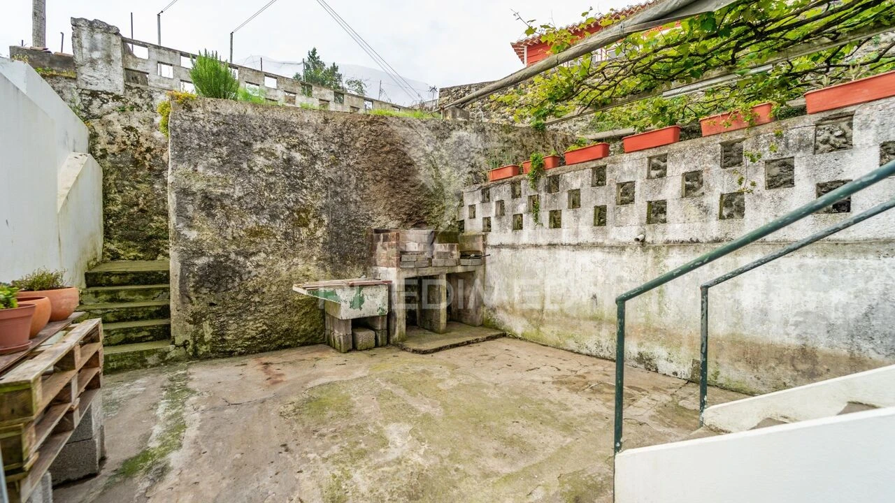 Moradia T5 para Venda em Angra (São Pedro) Foto 9