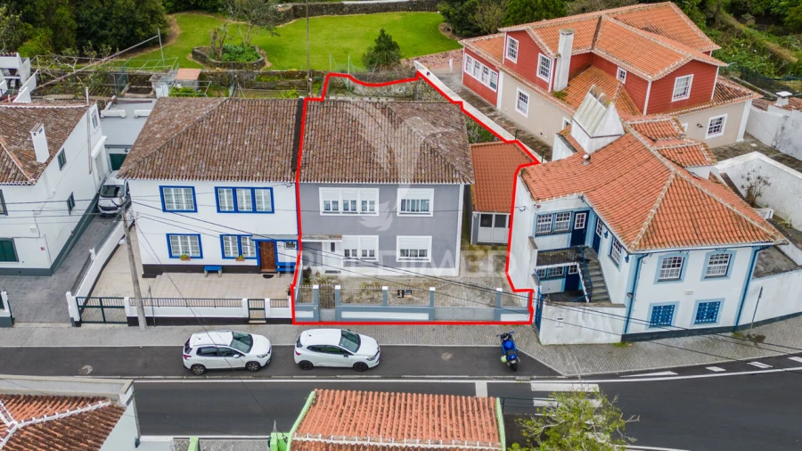 Moradia T5 para Venda em Angra (São Pedro) Foto 4